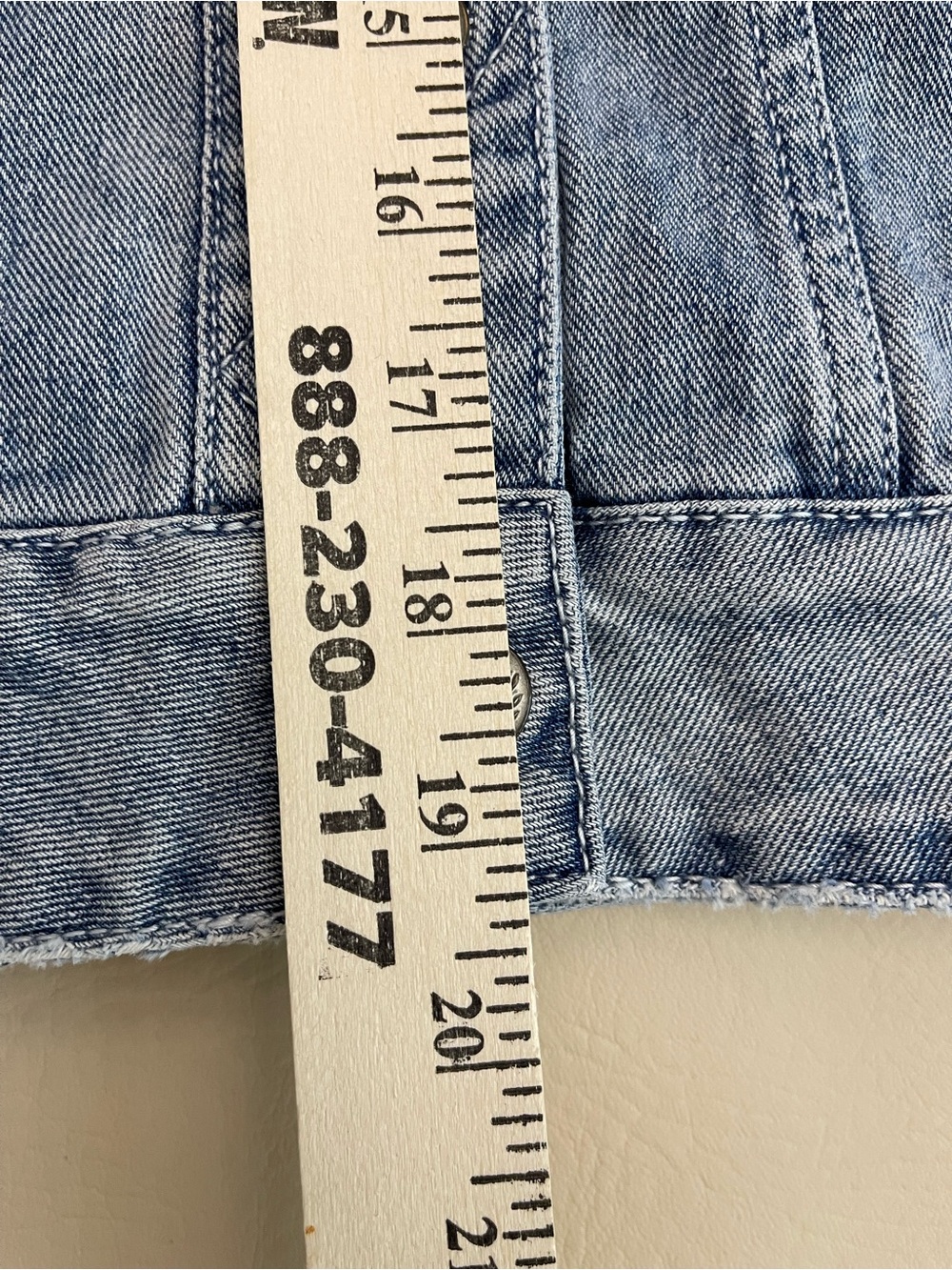 Free People Light Blue Denim Jean Jacket s/p - Picture 6 of 6